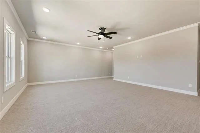 Photo of 1327 Selby Road