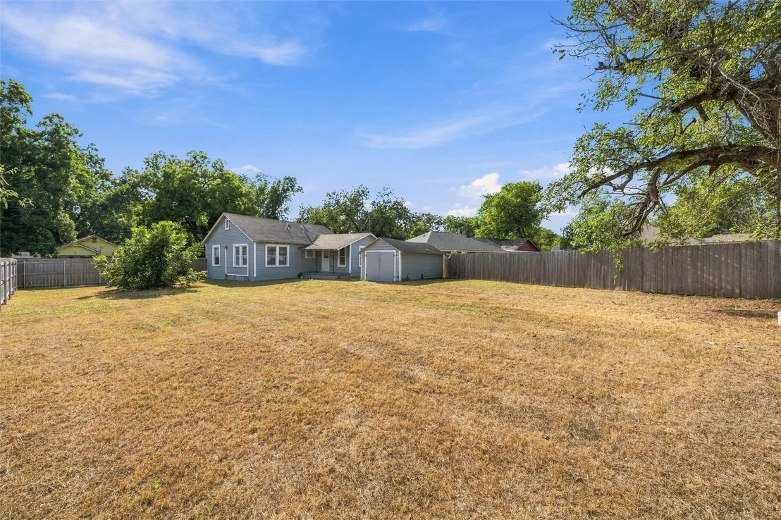 Photo of 1001 Preston Street