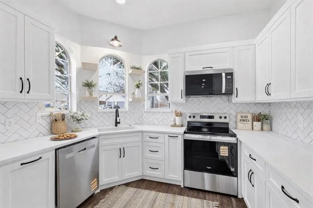 Photo of 153 Summerhill Drive