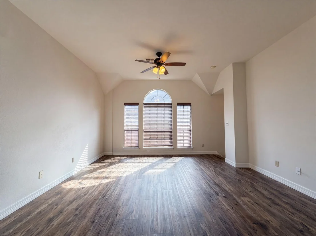 Photo of 1429 Greenbriar Drive