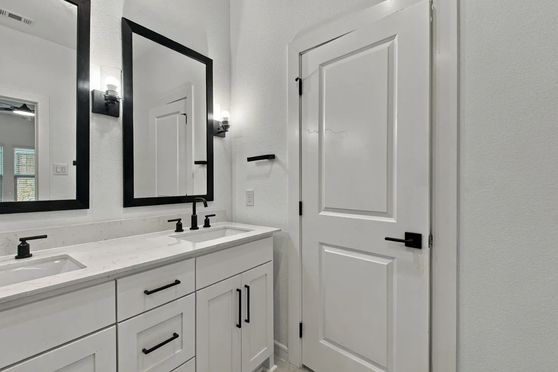 Photo of 604 Brook View Drive