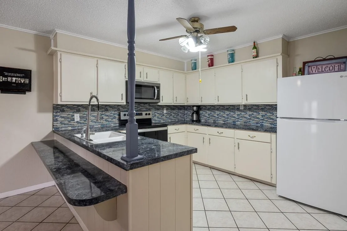 Photo of 100 W Oak Acres Drive