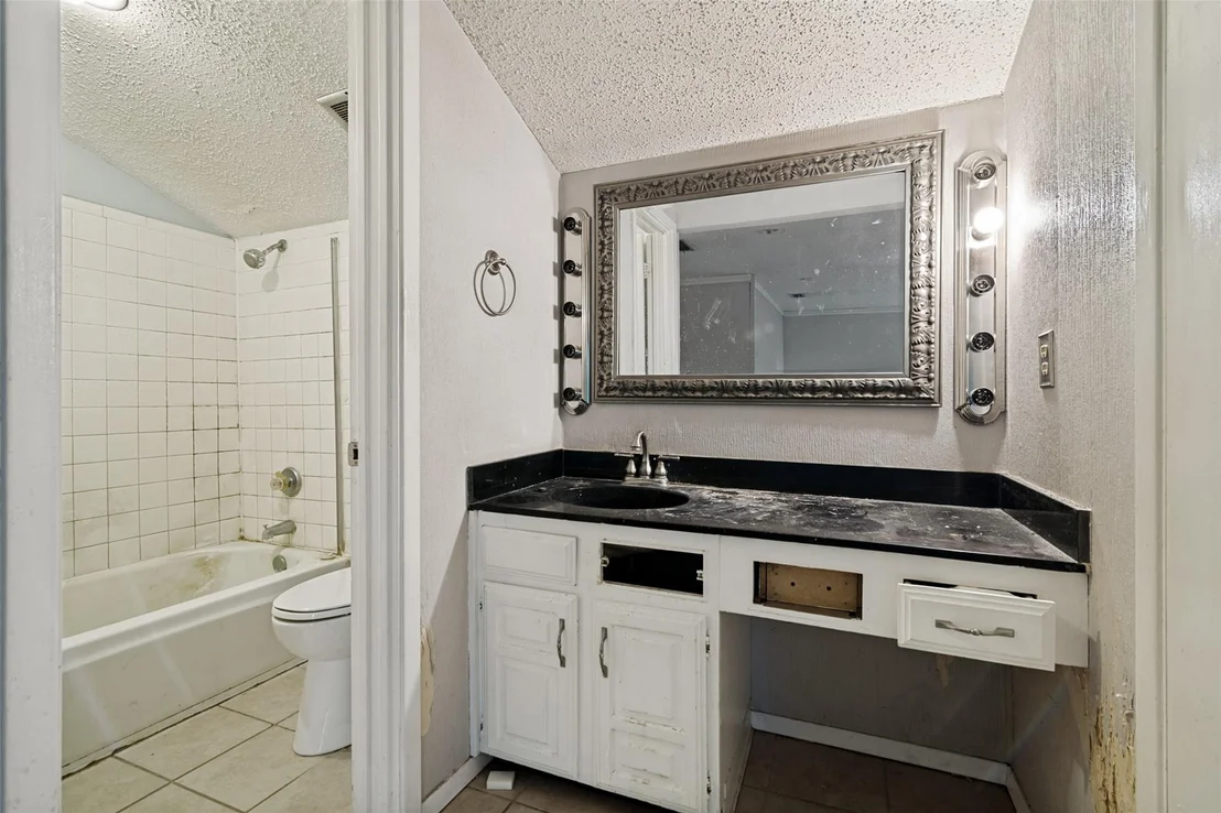 Photo of 1101 Via Del Rey