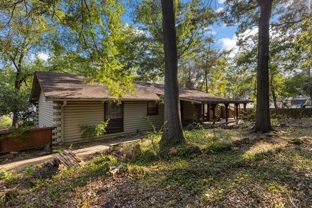 Photo of 1603 Pineview Lane