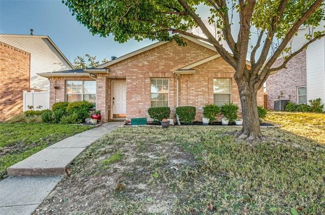 Photo of 4372 Onyx Drive