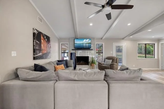 Photo of 441 Hideaway Lane Central