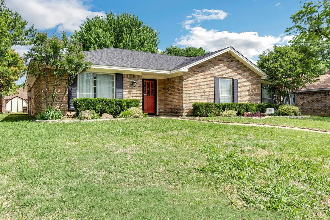Photo of 2207 Glen Forest Lane