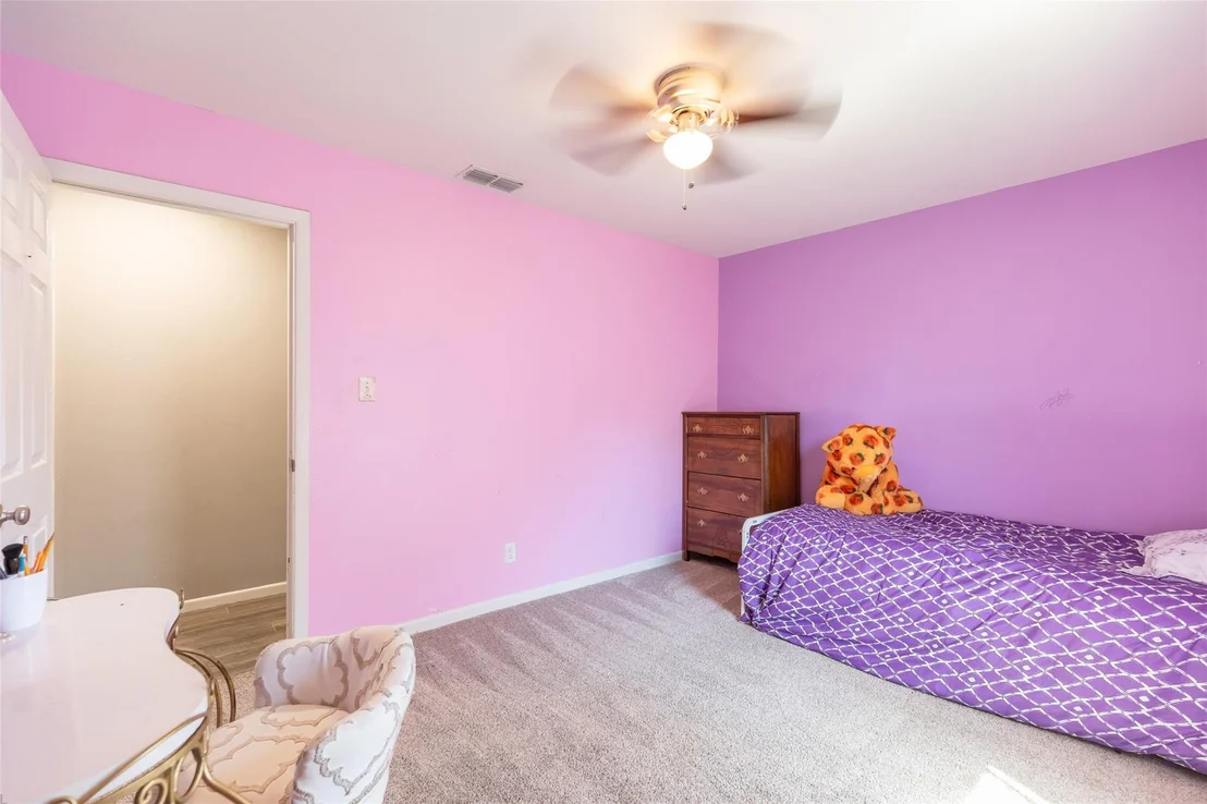 Photo of 720 GLENDALE Drive