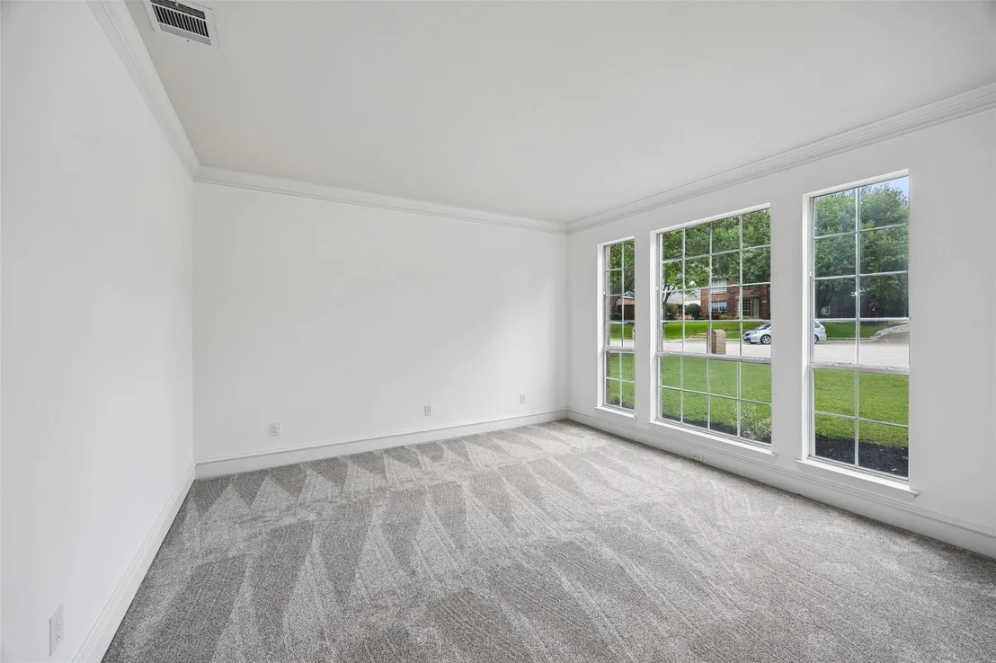 Photo of 2701 Oates Drive