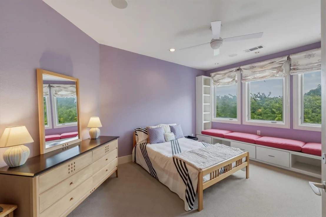 Photo of 2607 Hemingway Drive