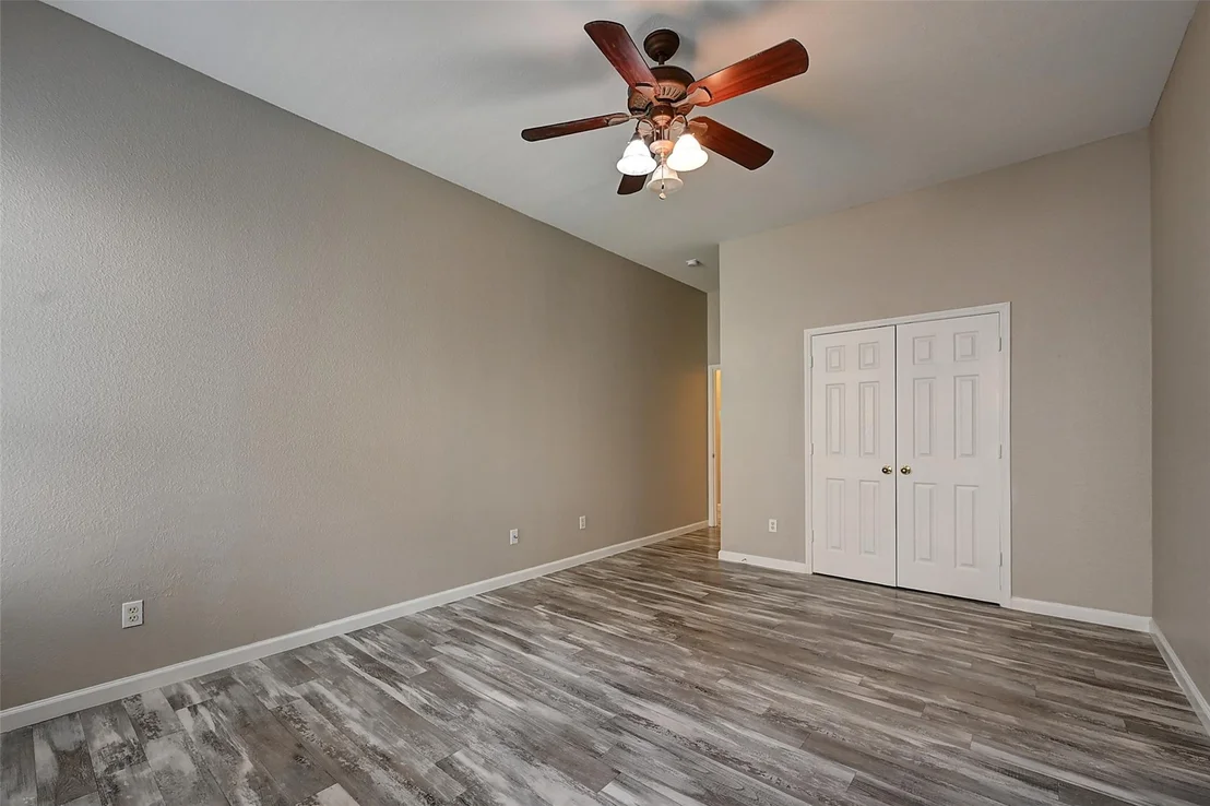 Photo of 7500 Parkgate Drive