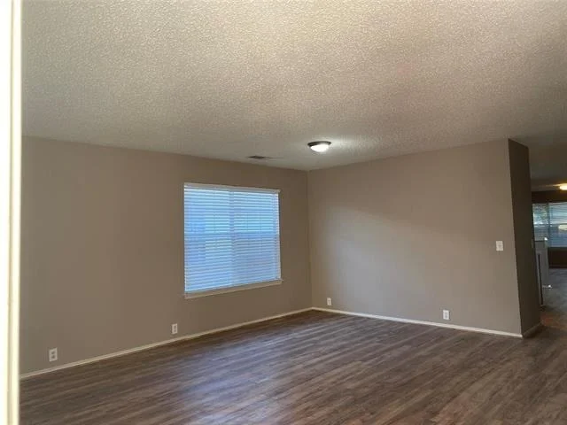 Photo of 4211 Falcon Drive