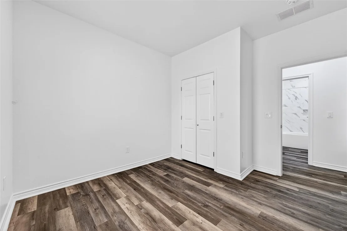 Photo of 1809 Bluebonnet Avenue