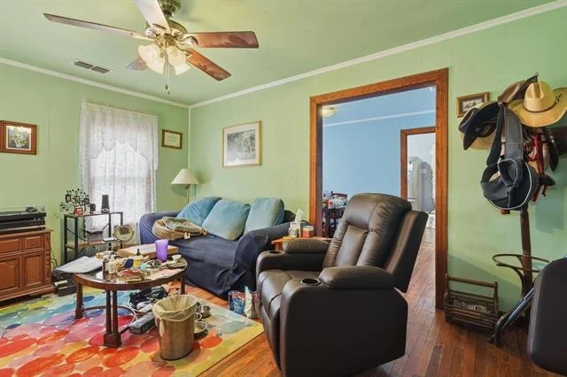 Photo of 901 Mulberry Street