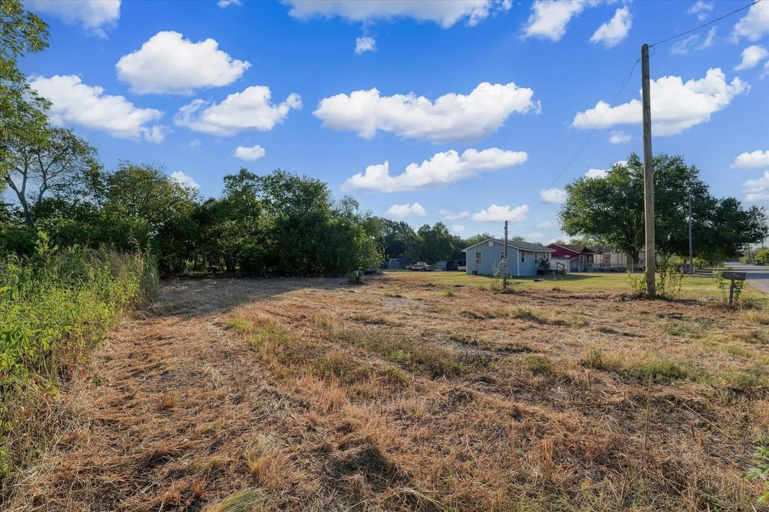 Photo of 312 N Waco Street