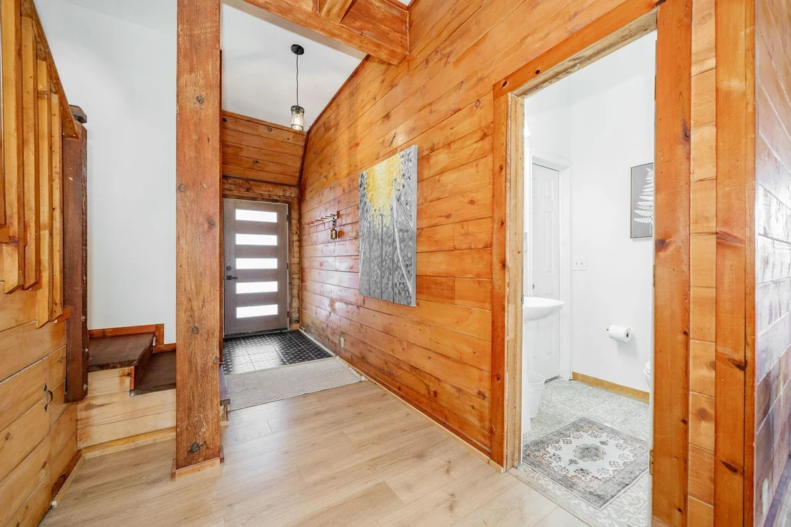 Photo of 691 Bear Road