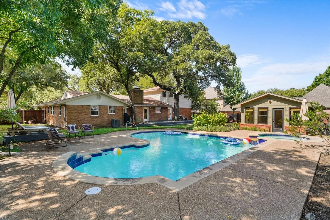 Photo of 1417 Sylvan Drive