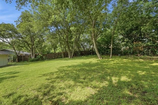 Photo of 2021 Avis Circle
