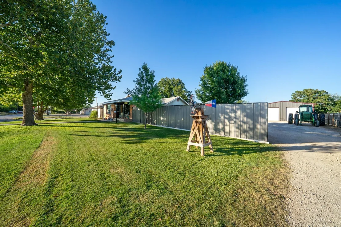 Photo of 455 5th