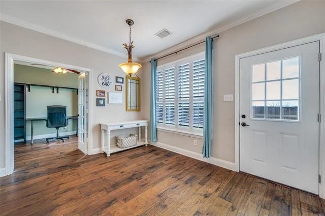 Photo of 1230 Amistad Drive