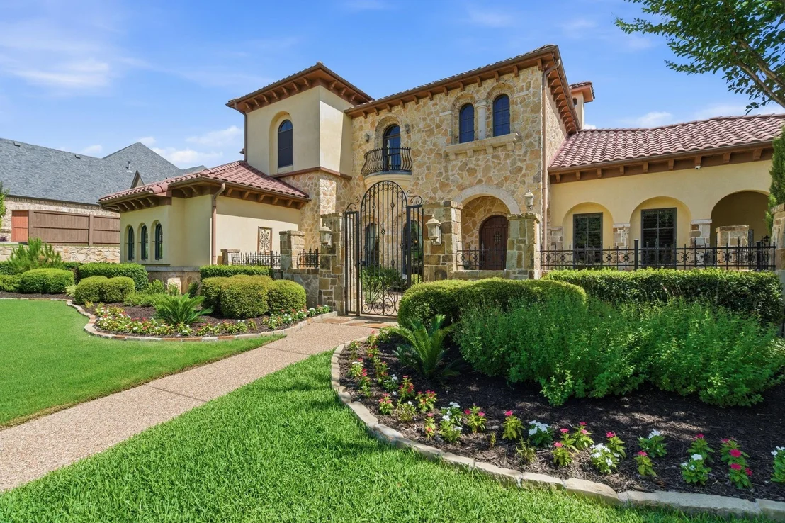 Photo of 1100 Tuscany Terrace