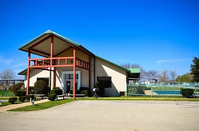Photo of Unit LOT16 at 935 Blue Heron Way