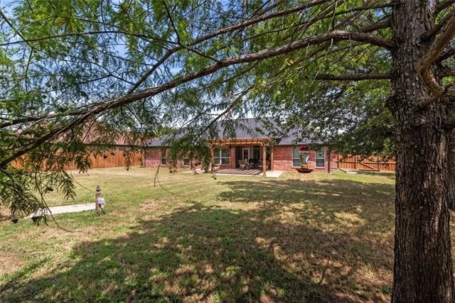 Photo of 903 Winding Road