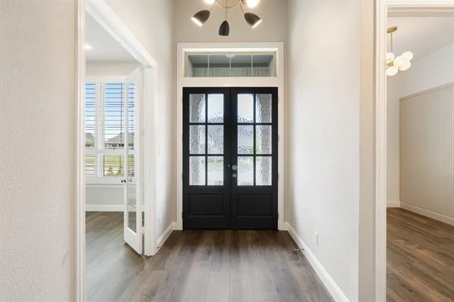Photo of 1701 Deerwood Lane