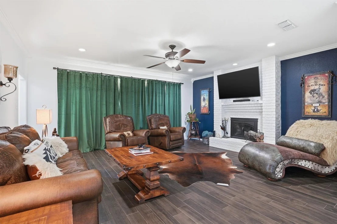 Photo of 333 Meadow Crest Road