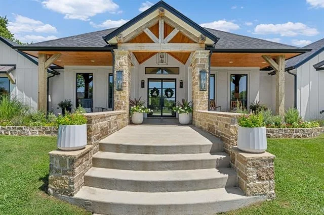 Photo of 9900 Tantarra Drive