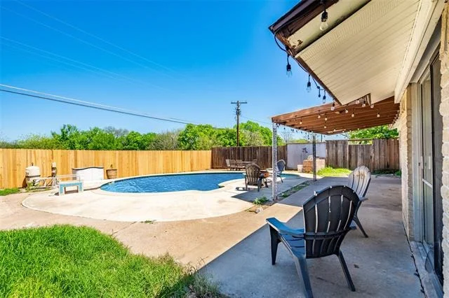 Photo of 629 Bur Oak Drive