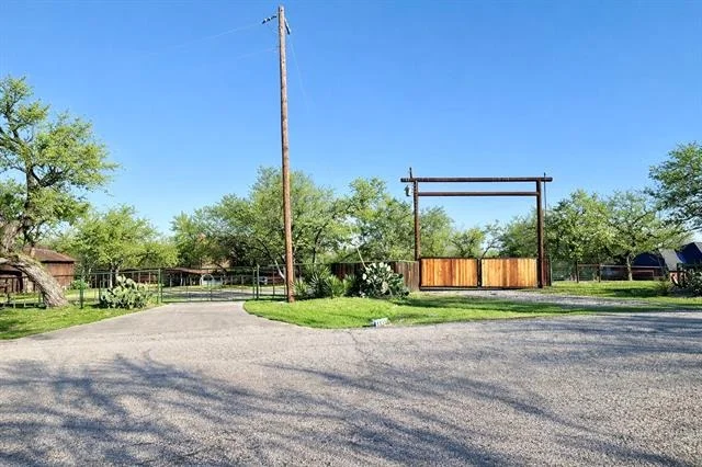 Photo of 104 Advance Road