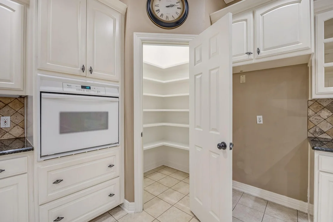 Photo of 17820 Oak Forest Drive