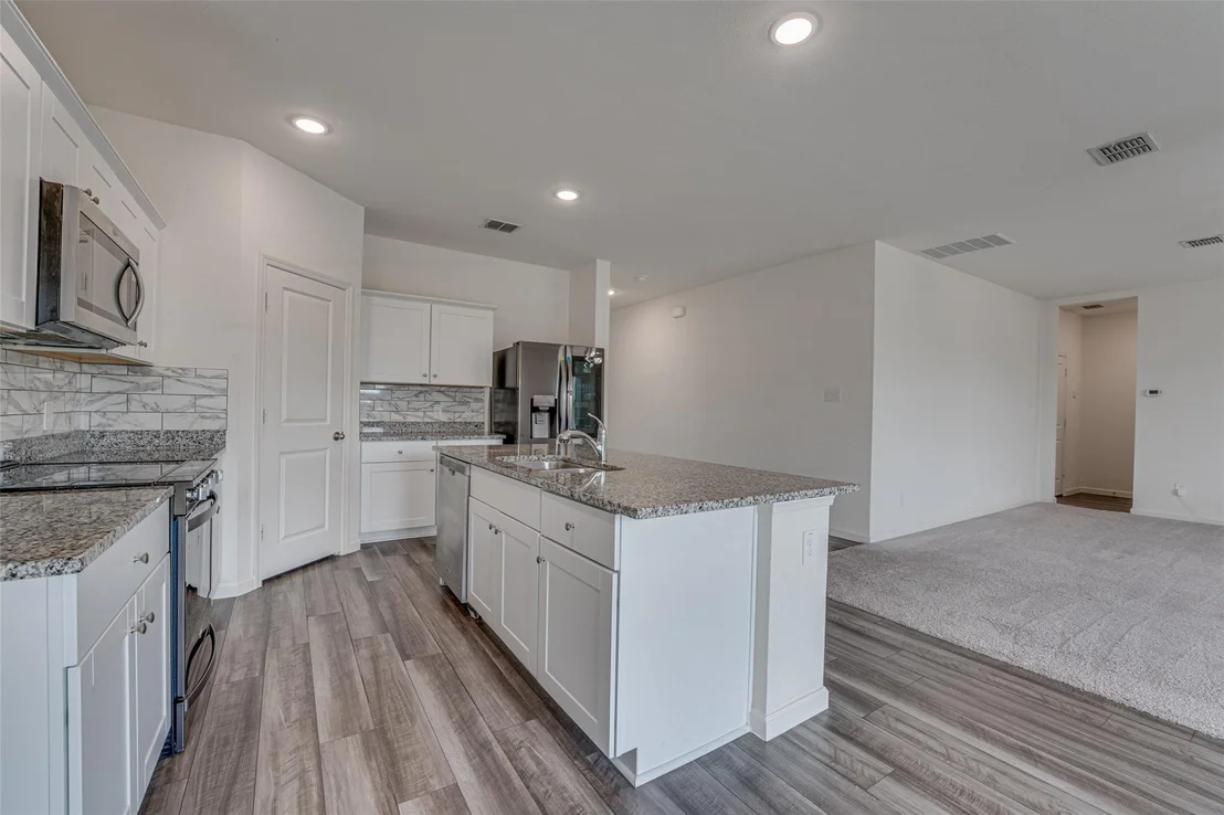Photo of 767 Camden Drive