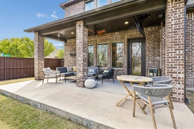 Photo of 5717 Riverside Lane