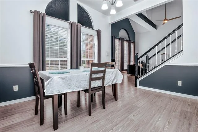Photo of 751 Livingston Drive