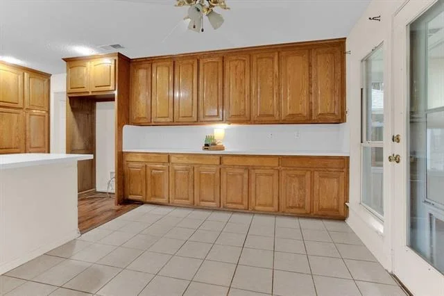 Photo of 1633 Brookhollow Drive