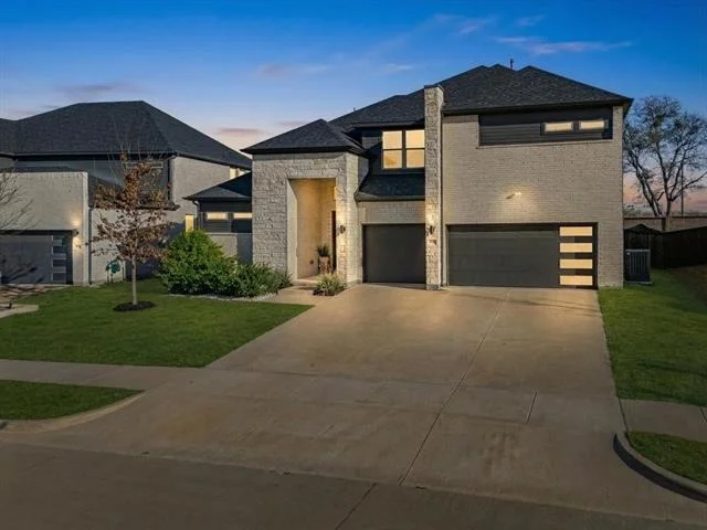 Photo of 900 Panorama Drive