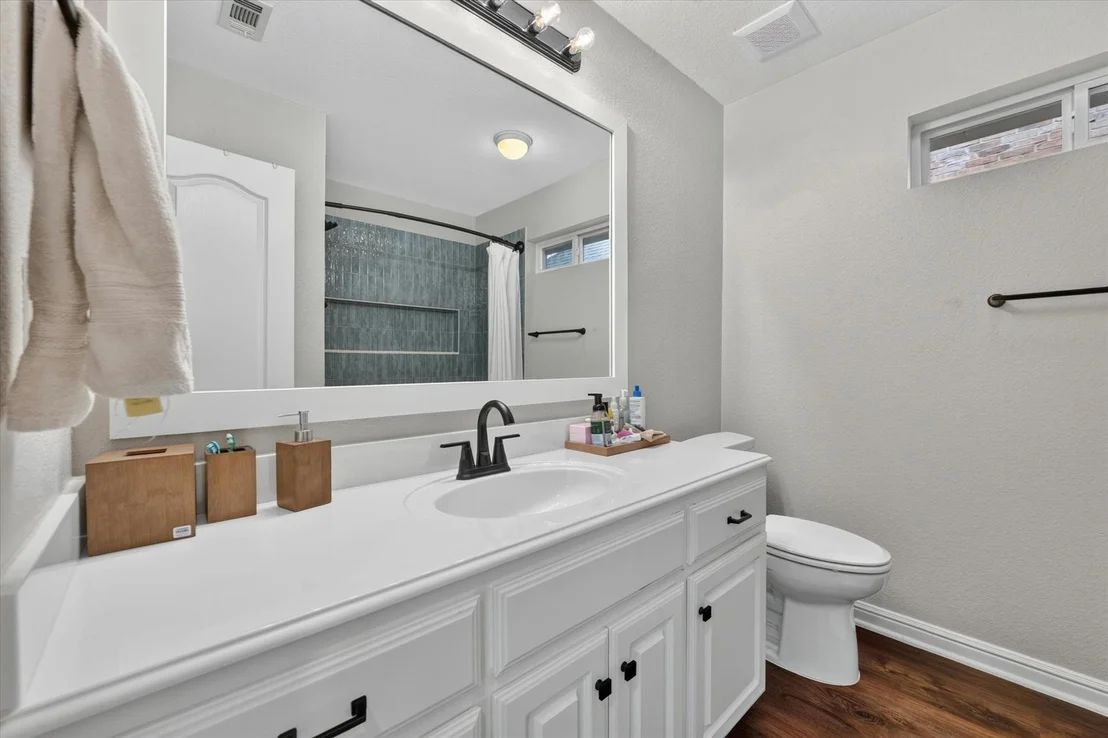 Photo of 2625 Juniper Lane
