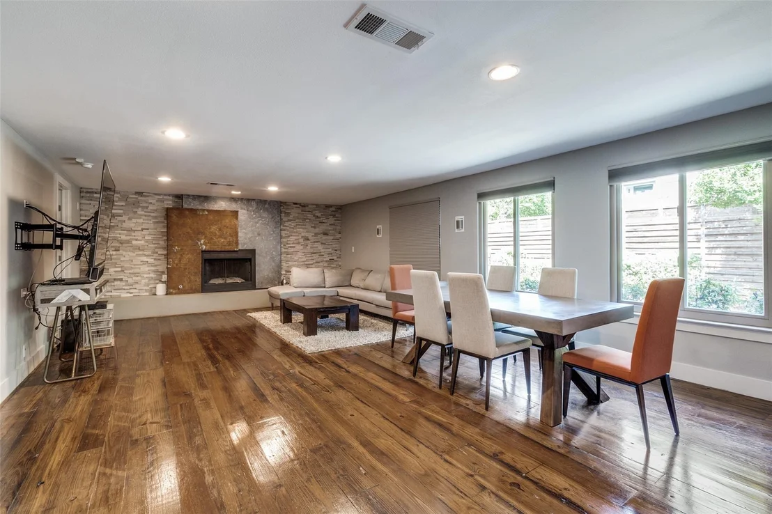 Photo of 5323 Denton Drive