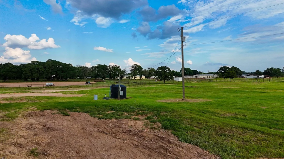 Photo of 1160 Doss Road