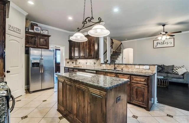 Photo of 412 Bur Oak Trail