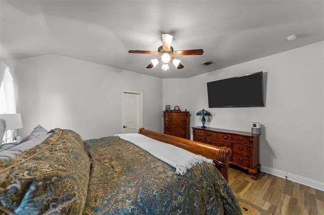 Photo of 1078 Shepard Lane