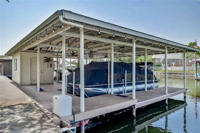 Photo of 2208 Waters Edge Drive
