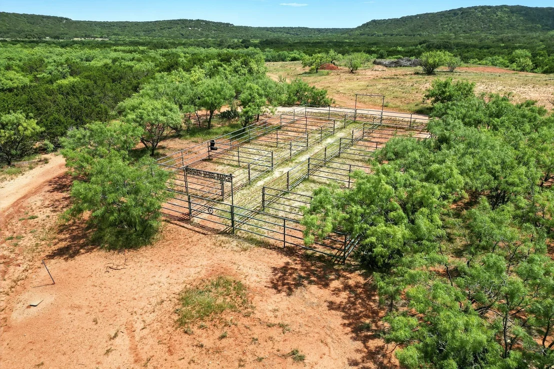Photo of 635 County Road 184