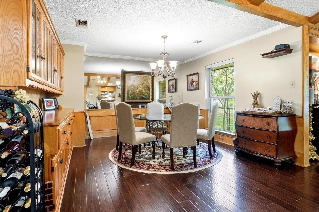 Photo of 665 Private Road 5881
