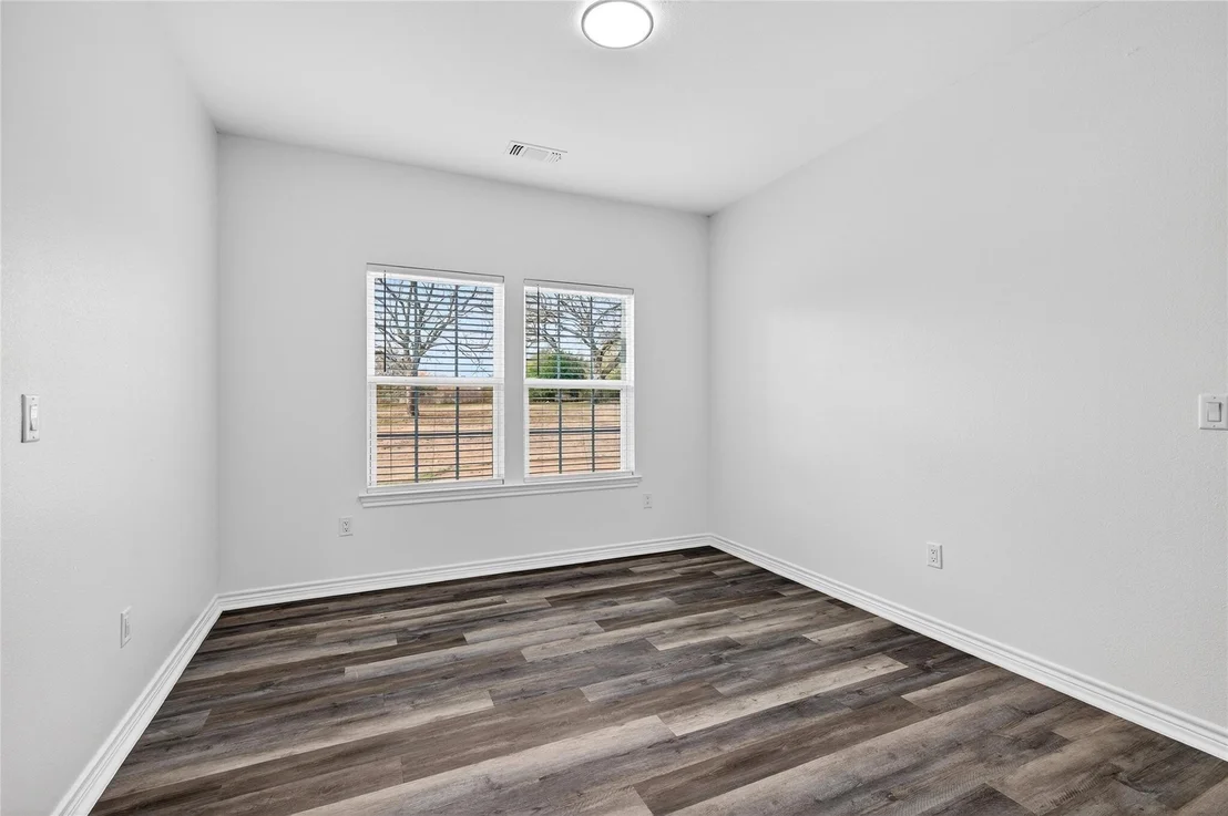 Photo of 1809 Bluebonnet Avenue