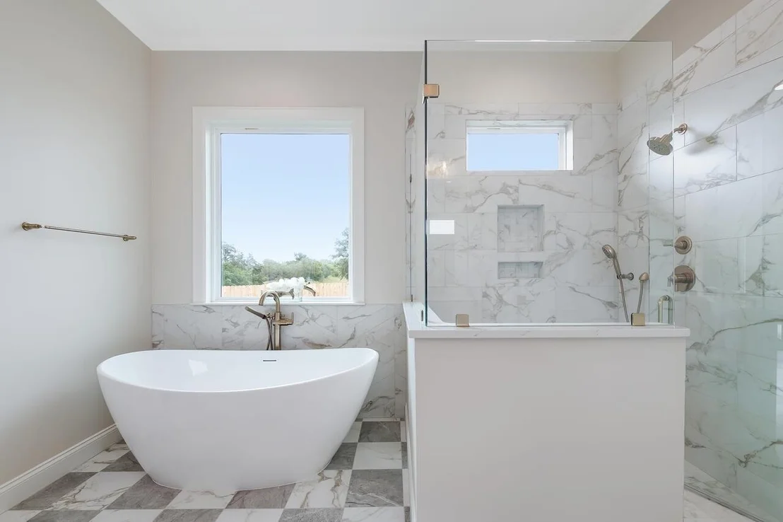 Photo of 8005 Bee Cave Road
