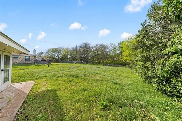 Photo of 614 Circle Creek Drive