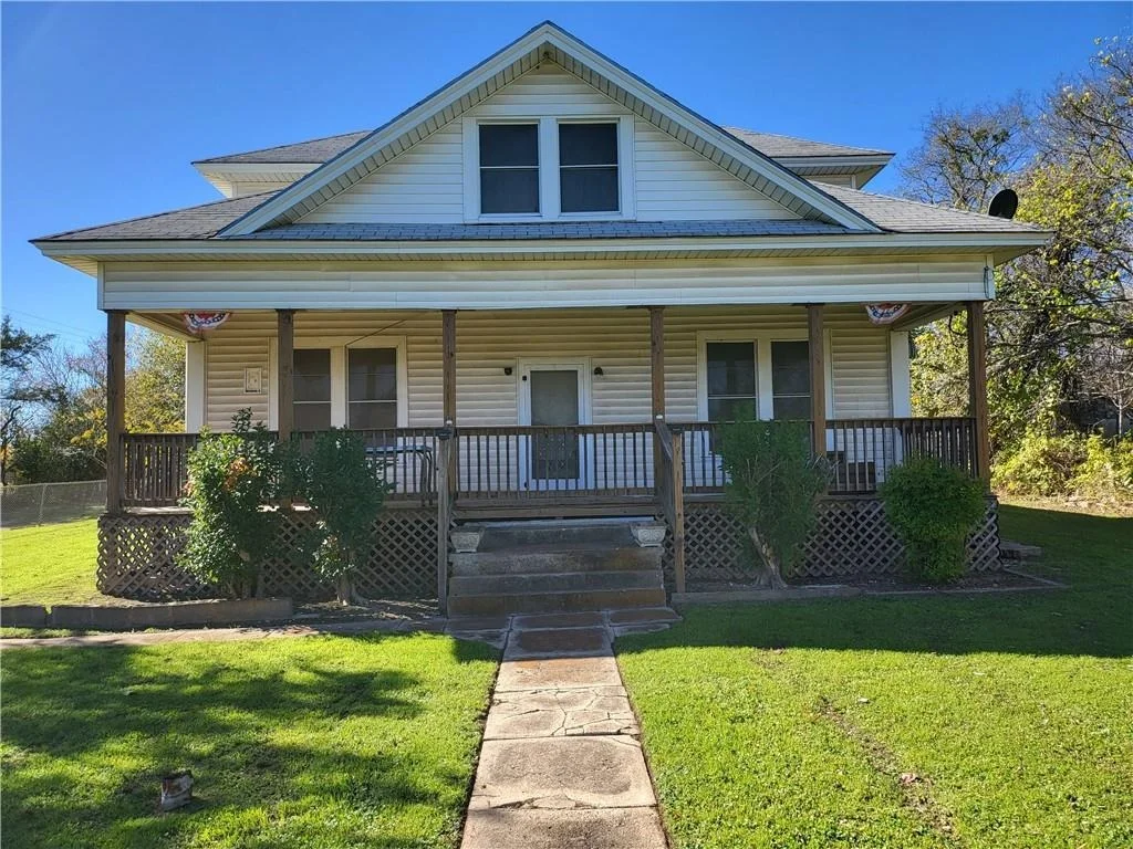 Photo of 426 N Houston Street